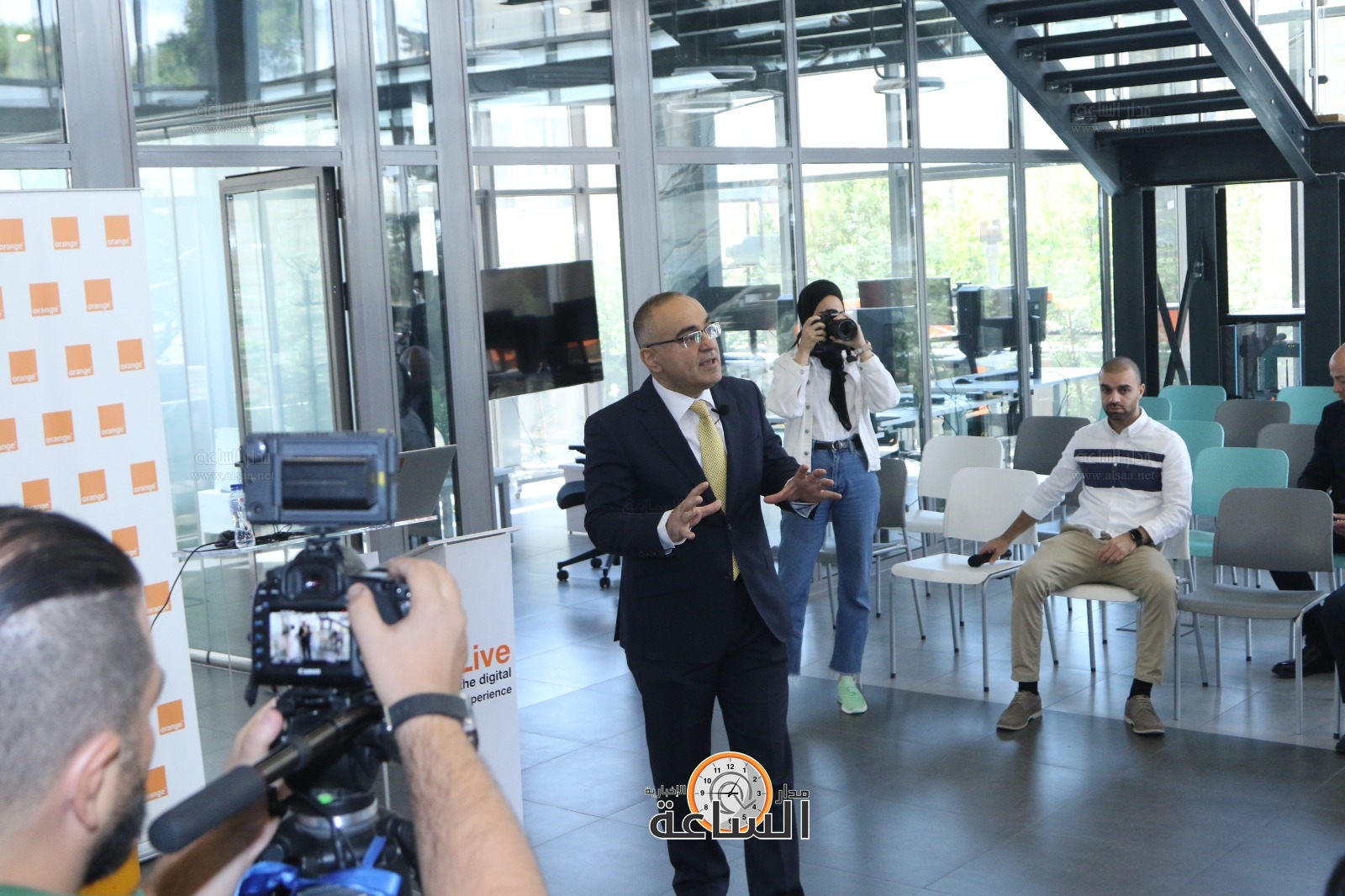 Madar Al-Saa Images 0.33386341637480466