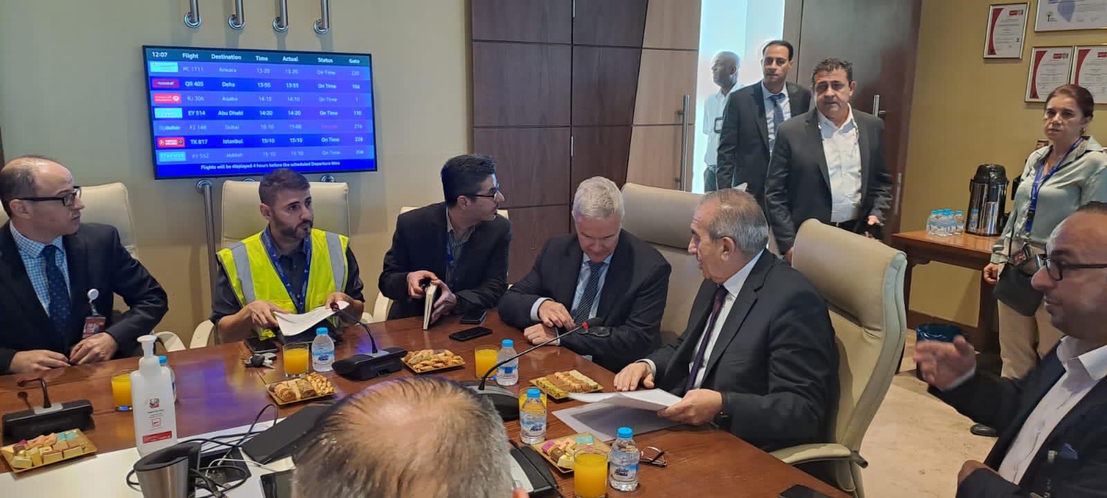 Madar Al-Saa Images 0.837940228805242