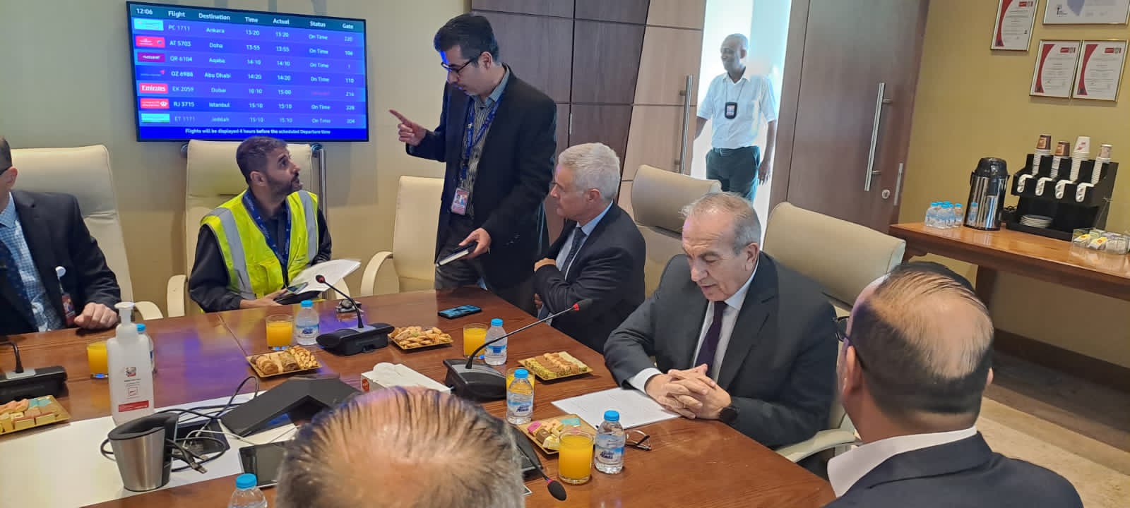 Madar Al-Saa Images 0.17128556898480096