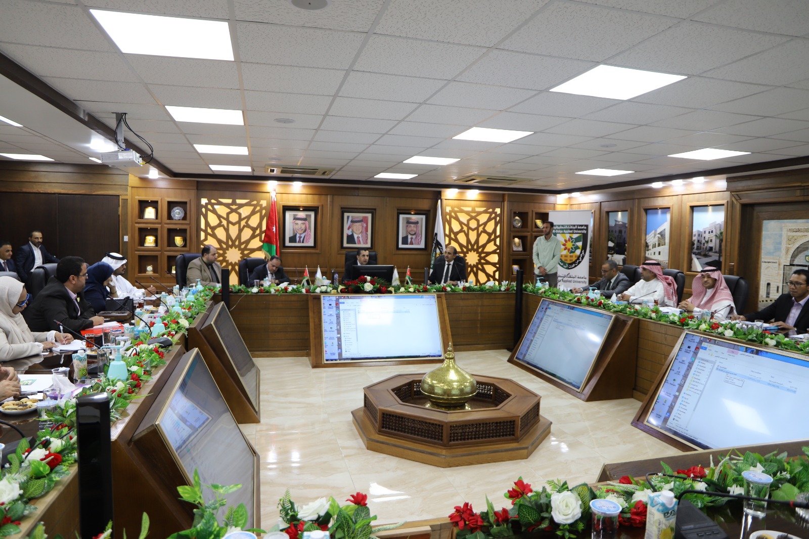 Madar Al-Saa Images 0.07214533220257824