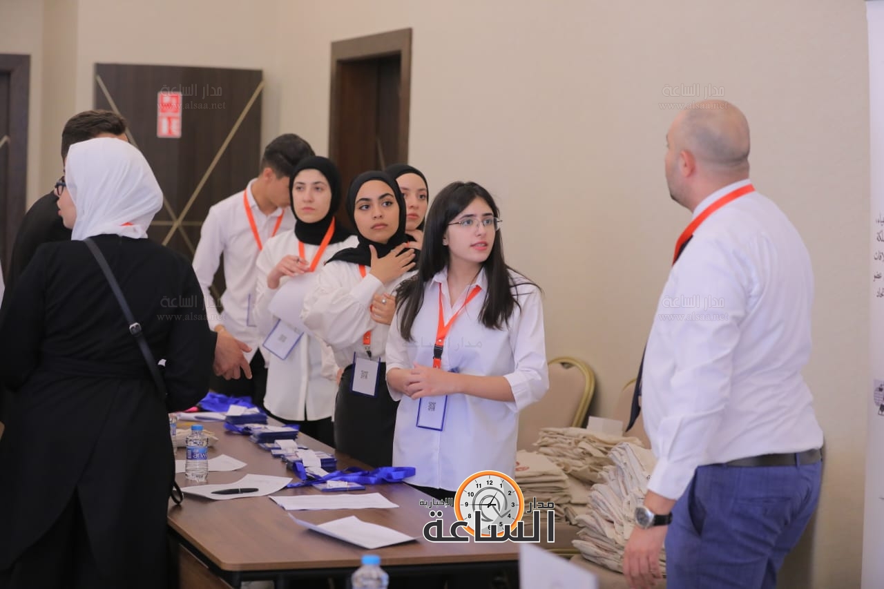 Madar Al-Saa Images 0.8504624205035827