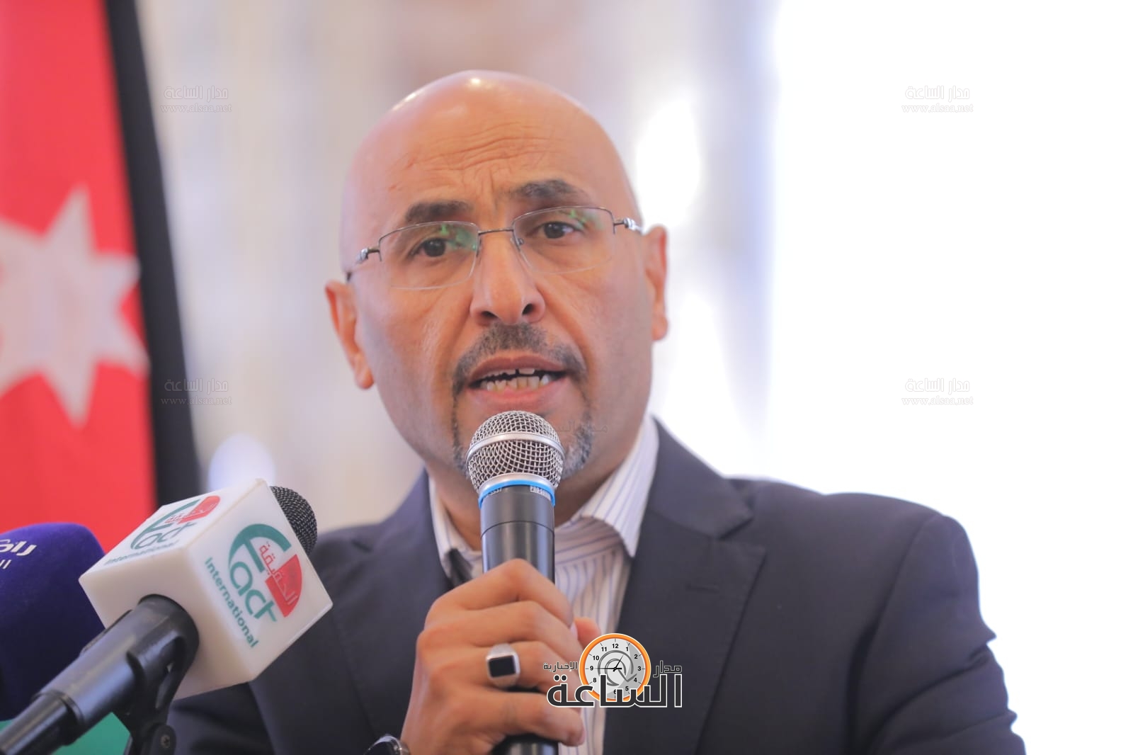 Madar Al-Saa Images 0.5075731805602621