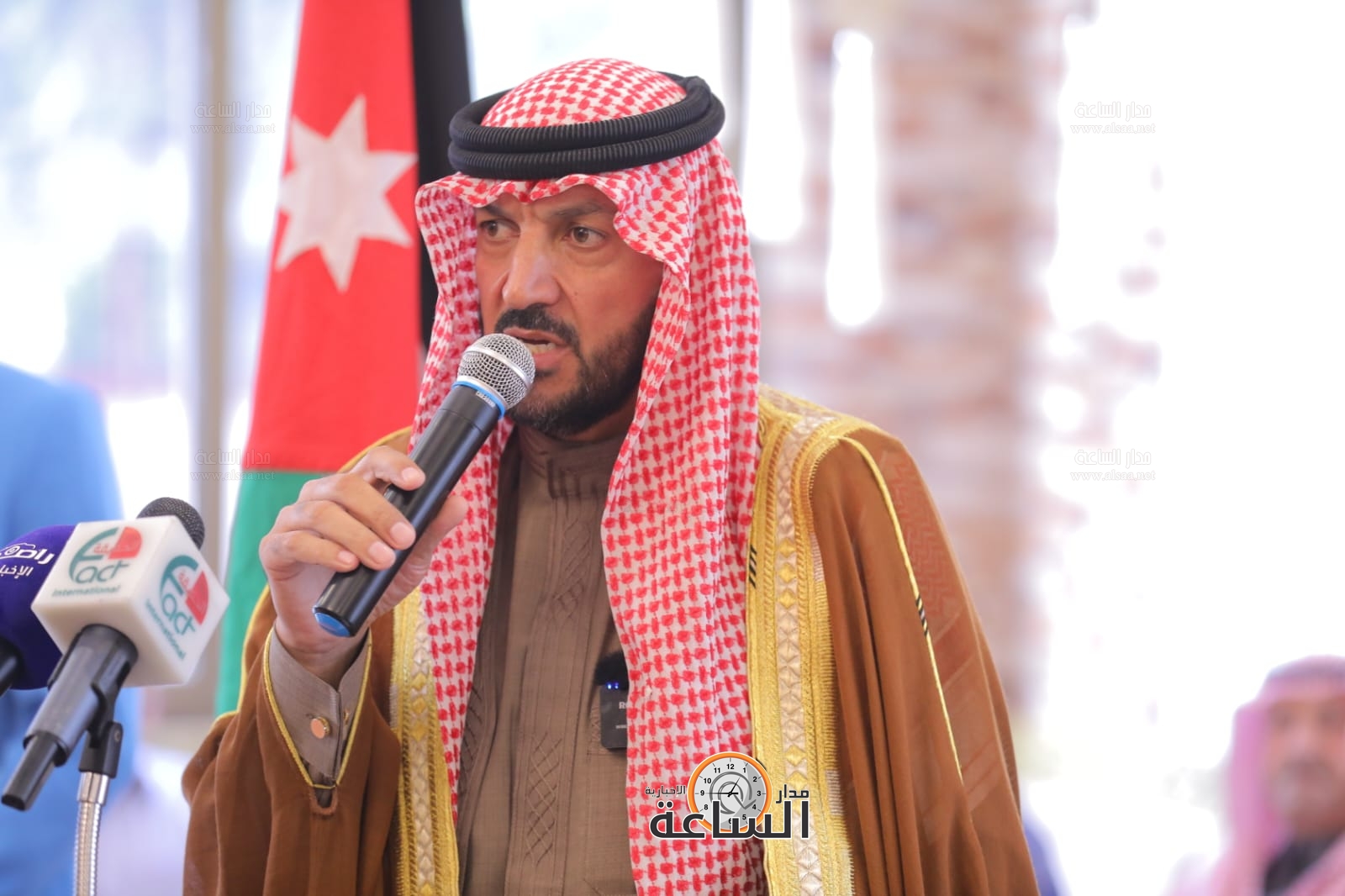 Madar Al-Saa Images 0.4996461368940095