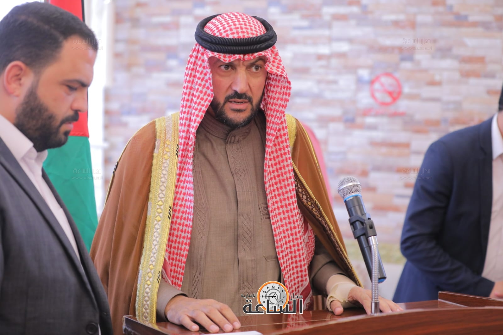 Madar Al-Saa Images 0.2934131448654653