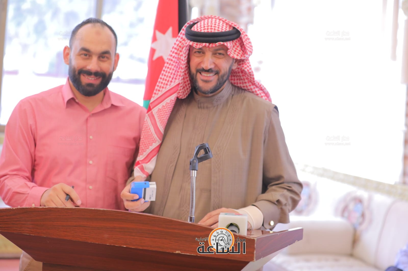 Madar Al-Saa Images 0.9079068643110364