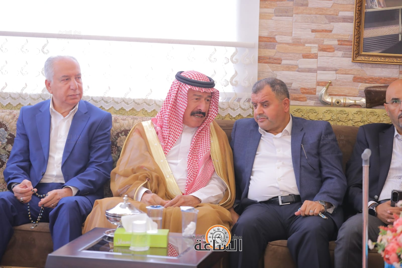 Madar Al-Saa Images 0.32465103256812