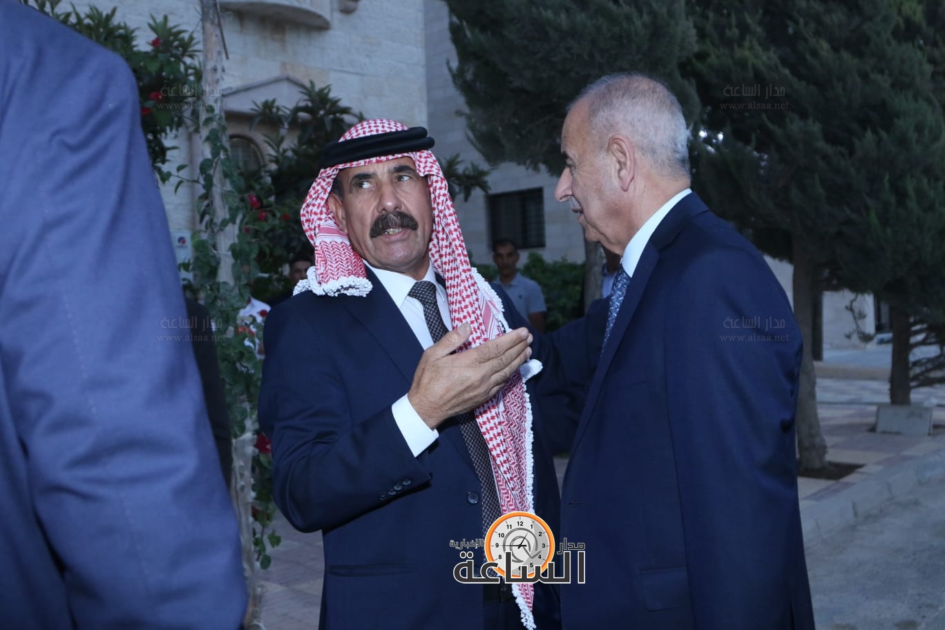 Madar Al-Saa Images 0.2549582622986819