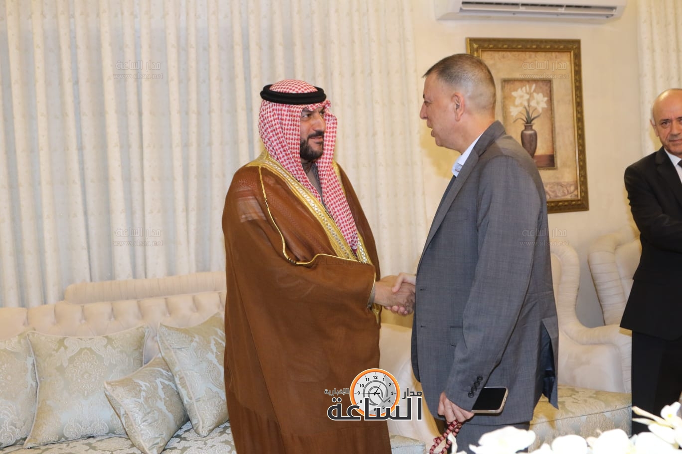 Madar Al-Saa Images 0.9764729500942082