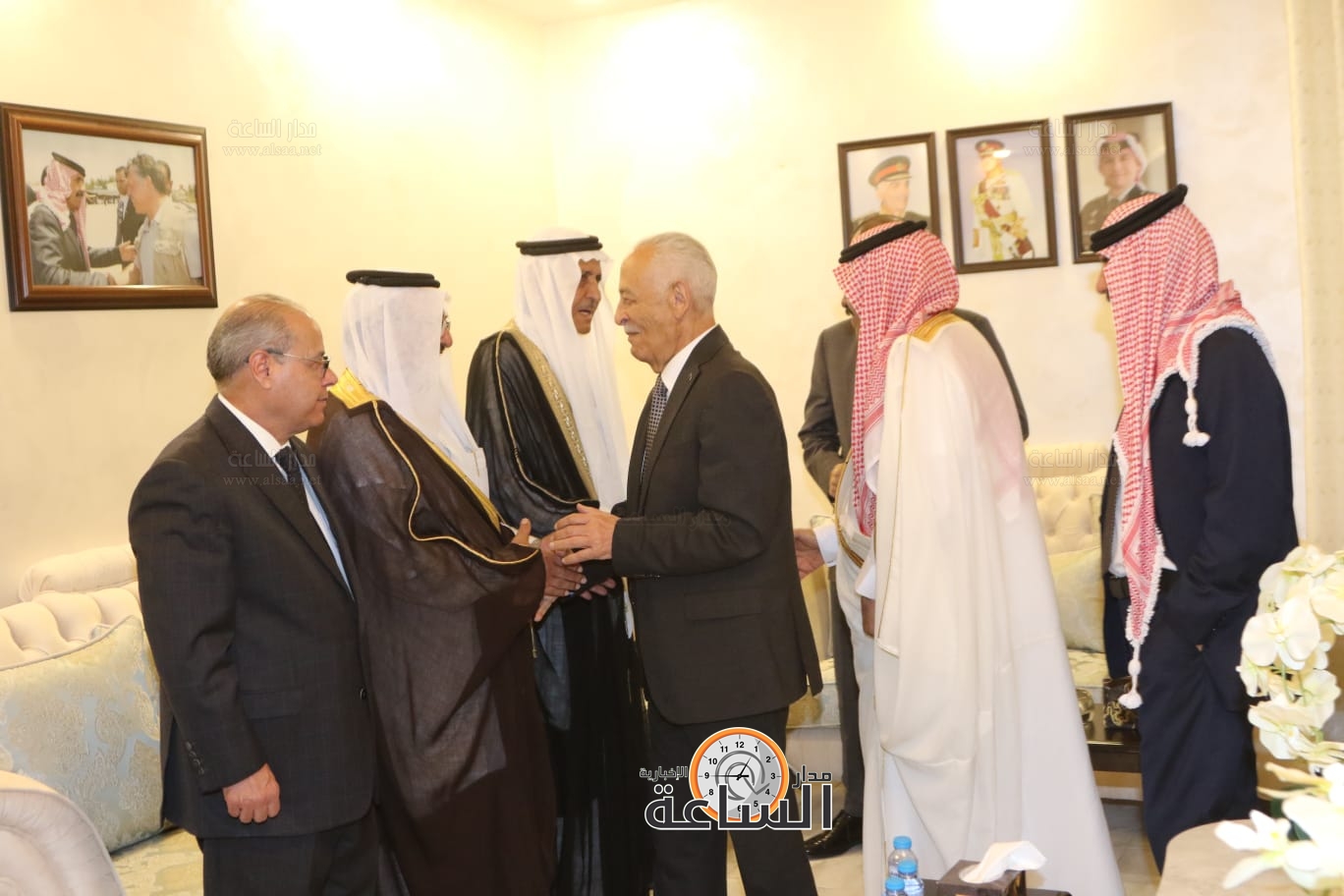 Madar Al-Saa Images 0.4262184891727958