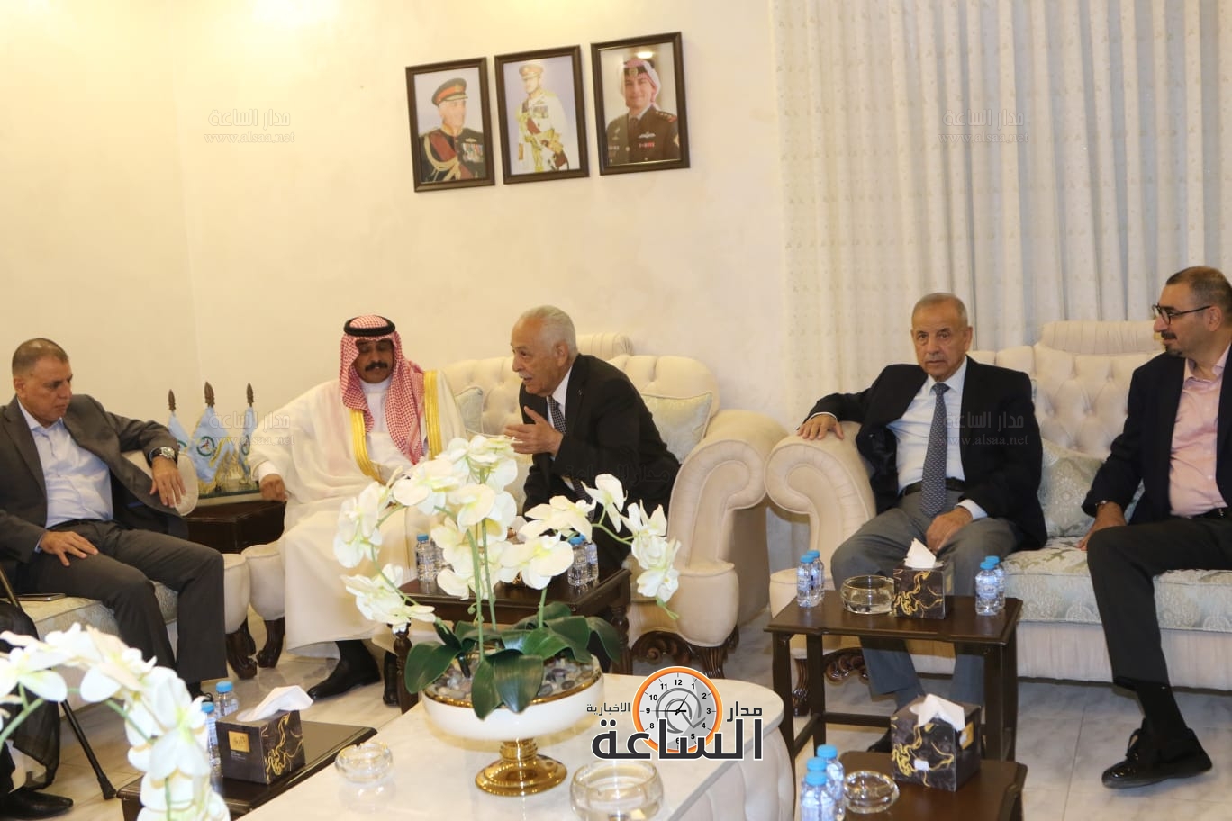 Madar Al-Saa Images 0.7984136934881305