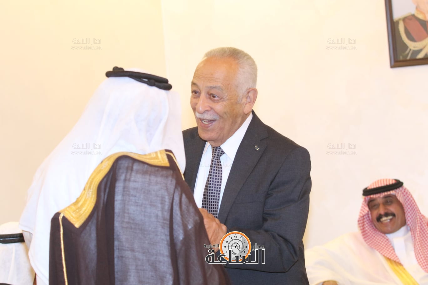 Madar Al-Saa Images 0.21257666661067876