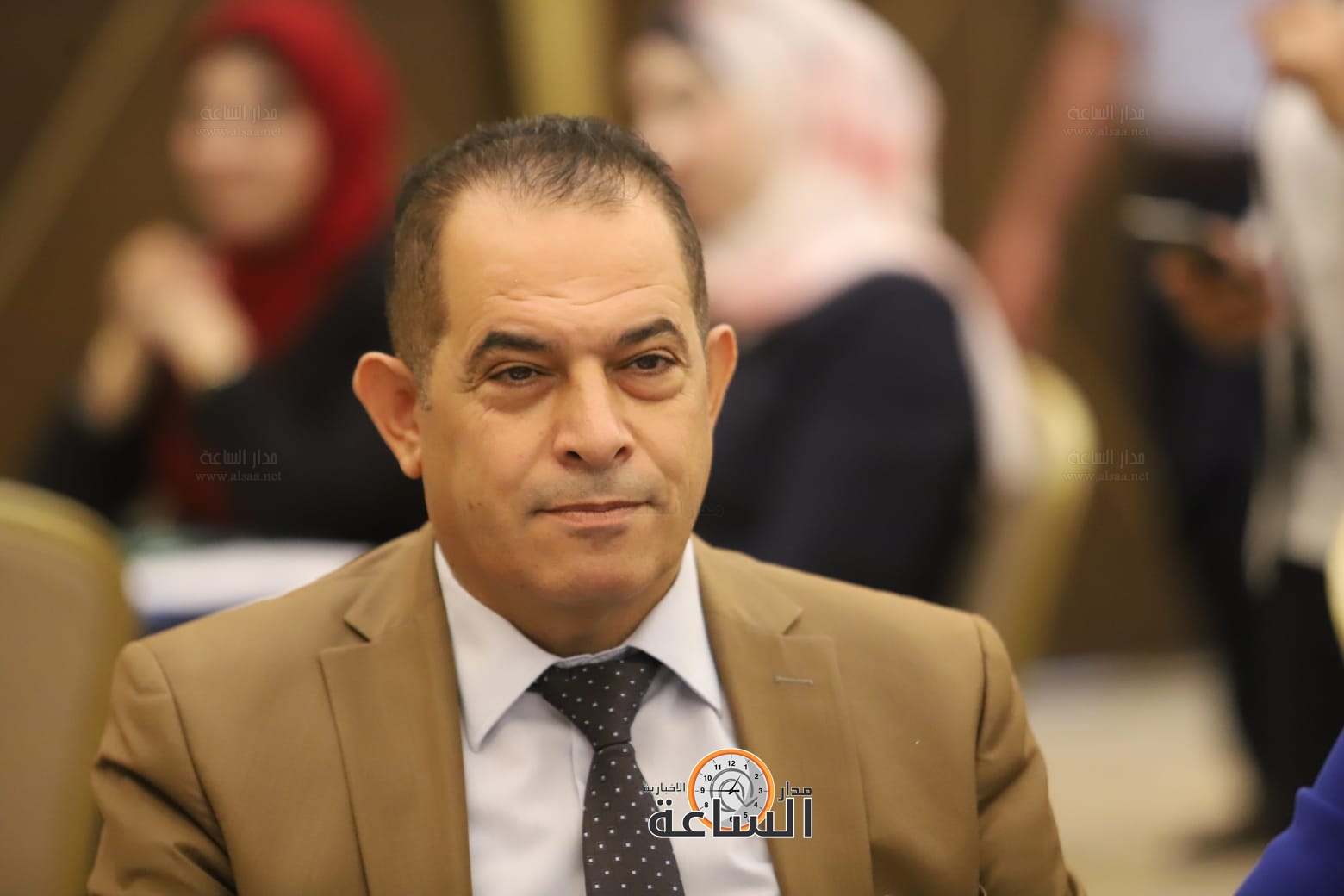 Madar Al-Saa Images 0.9153659633107623