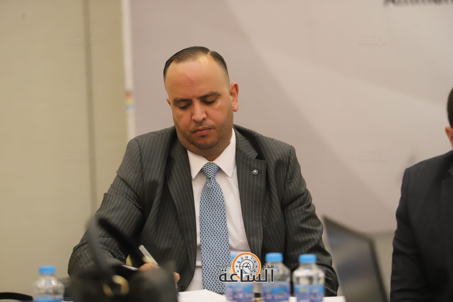 Madar Al-Saa Images 0.8762488963448505