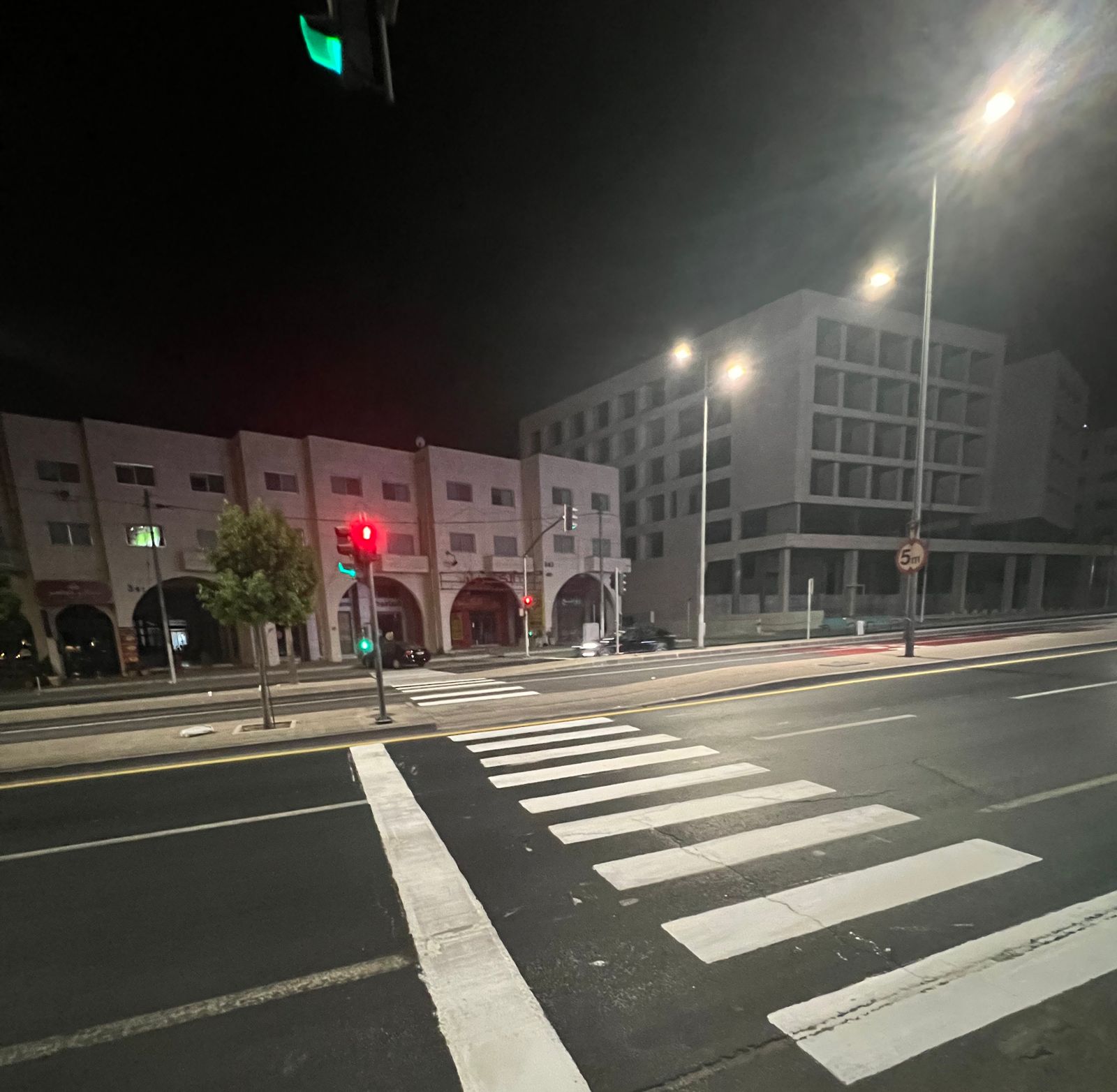 Madar Al-Saa Images 0.20464867251008667