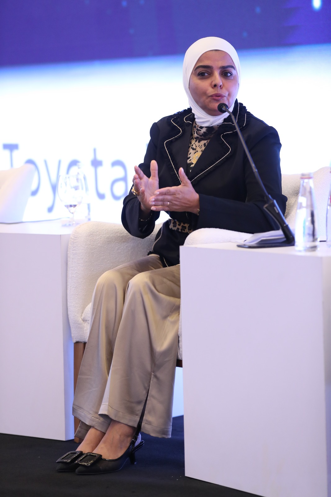 Madar Al-Saa Images 0.027752422095338014