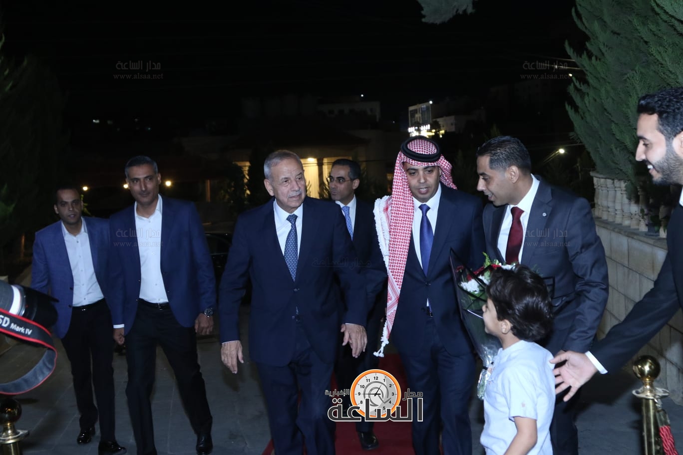 Madar Al-Saa Images 0.7271493268074636