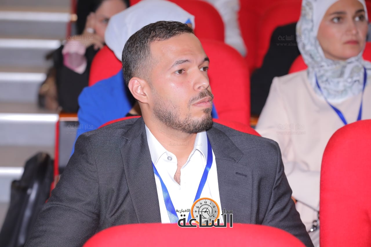 Madar Al-Saa Images 0.028117632758535516