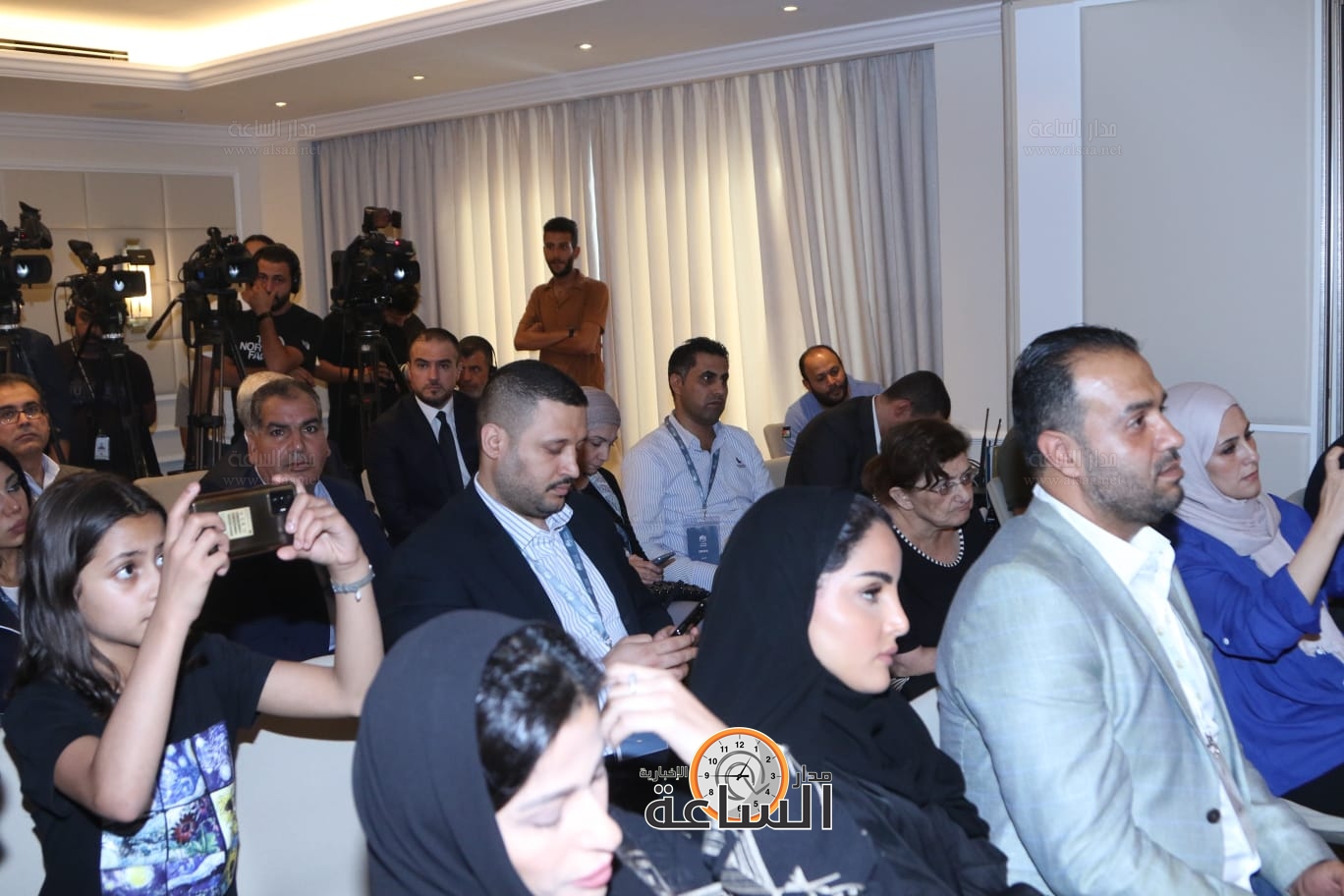 Madar Al-Saa Images 0.11655658192115292