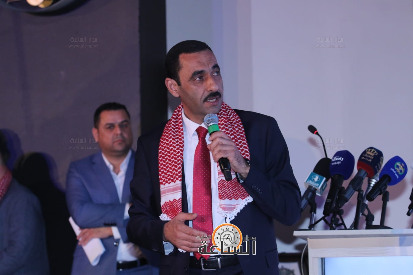 Madar Al-Saa Images 0.2931498002566003