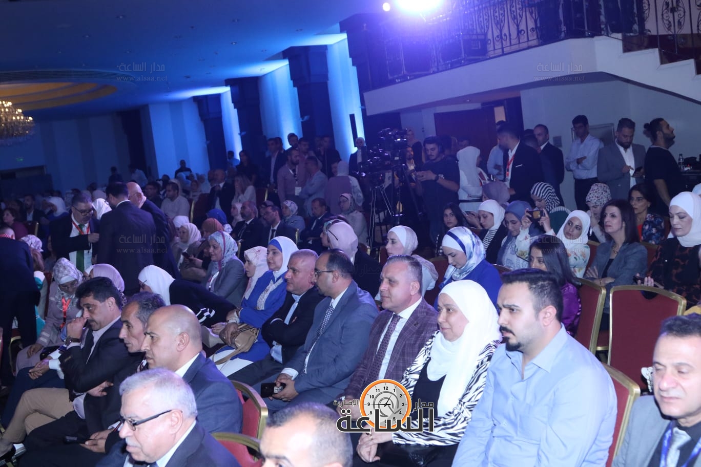 Madar Al-Saa Images 0.7853766012438975