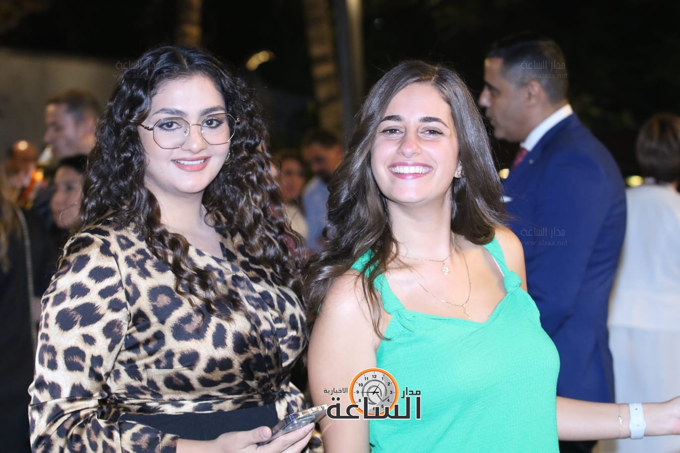 Madar Al-Saa Images 0.5797758360589117