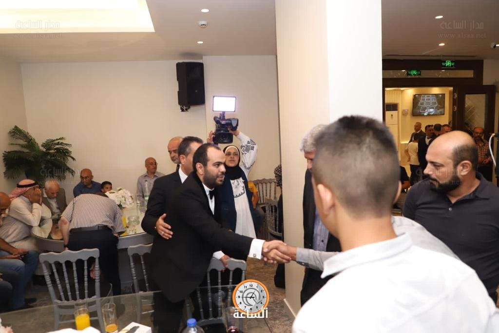 Madar Al-Saa Images 0.3994512318448946