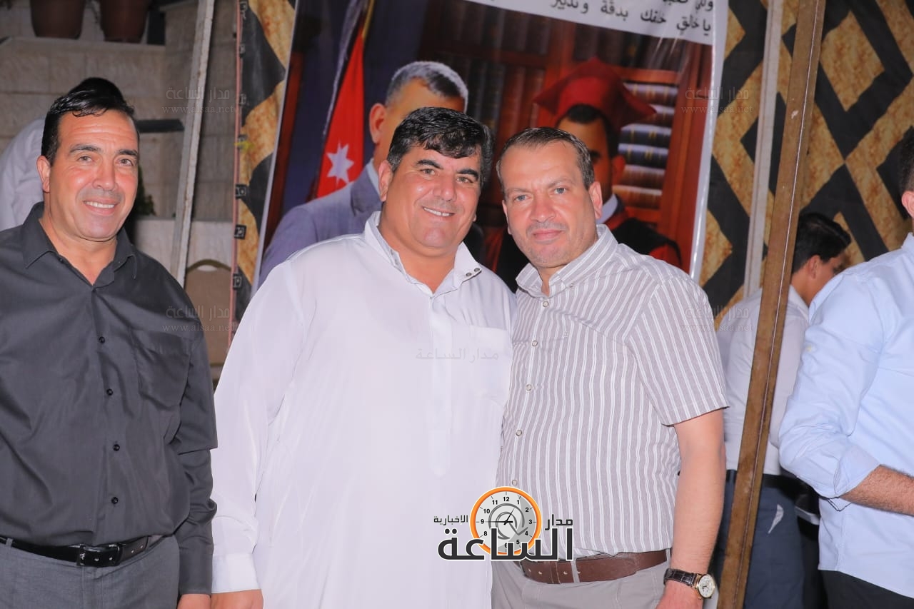 Madar Al-Saa Images 0.6736406119920789