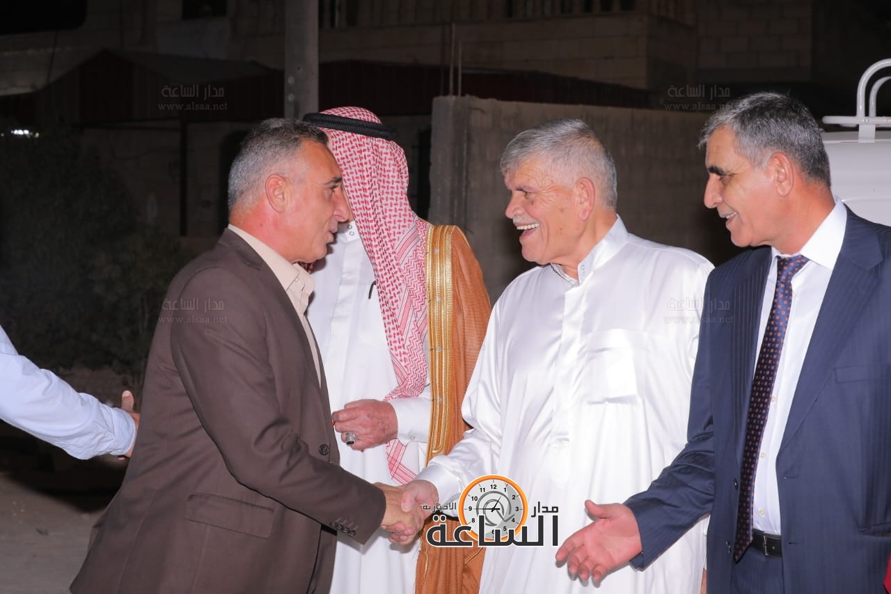 Madar Al-Saa Images 0.0155356585489842