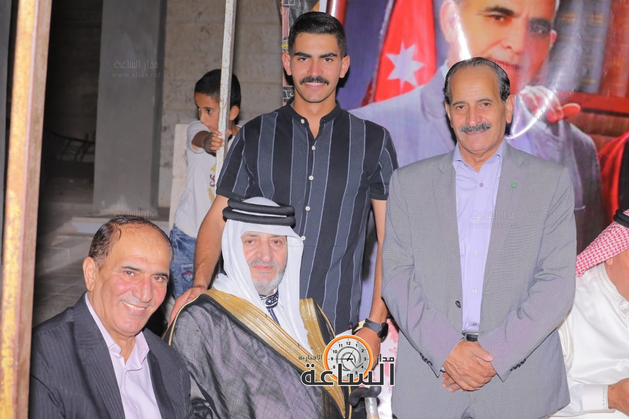 Madar Al-Saa Images 0.557745937250163