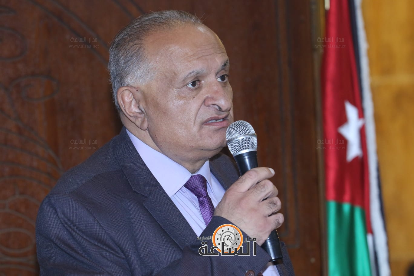 Madar Al-Saa Images 0.8351853930228619