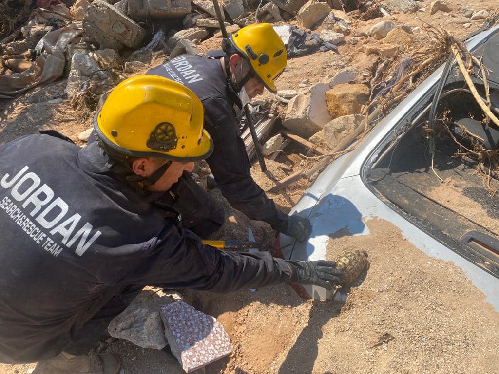 Madar Al-Saa Images 0.3859649552753741