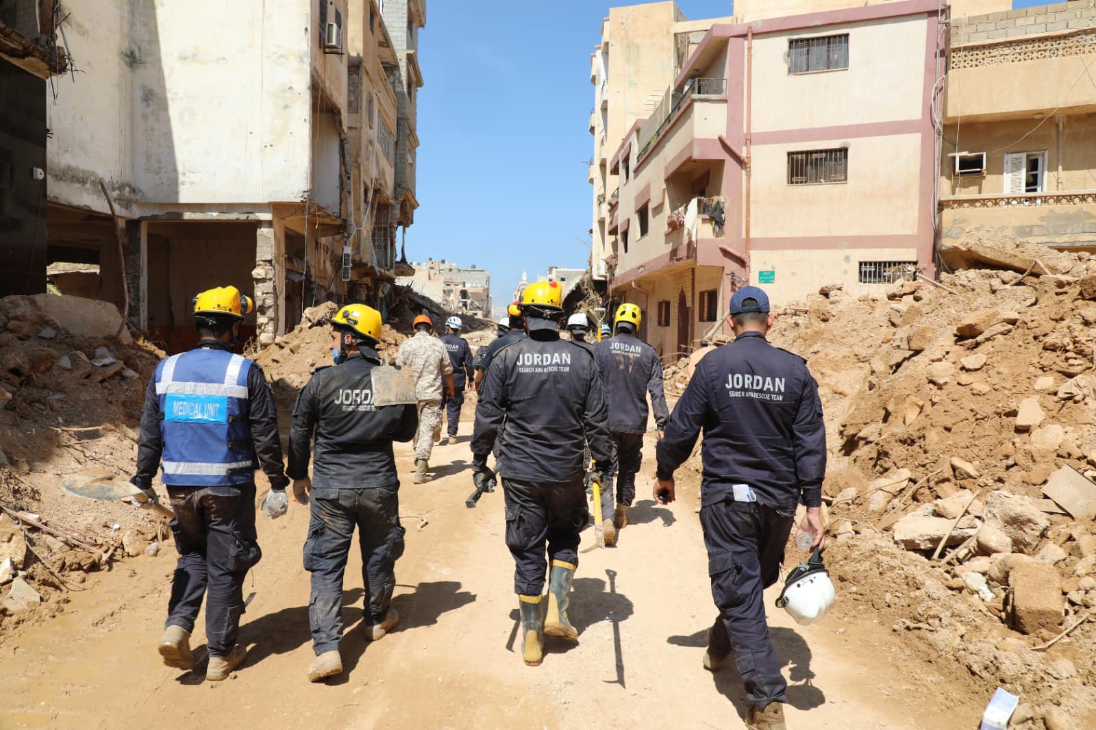 Madar Al-Saa Images 0.705038182303658