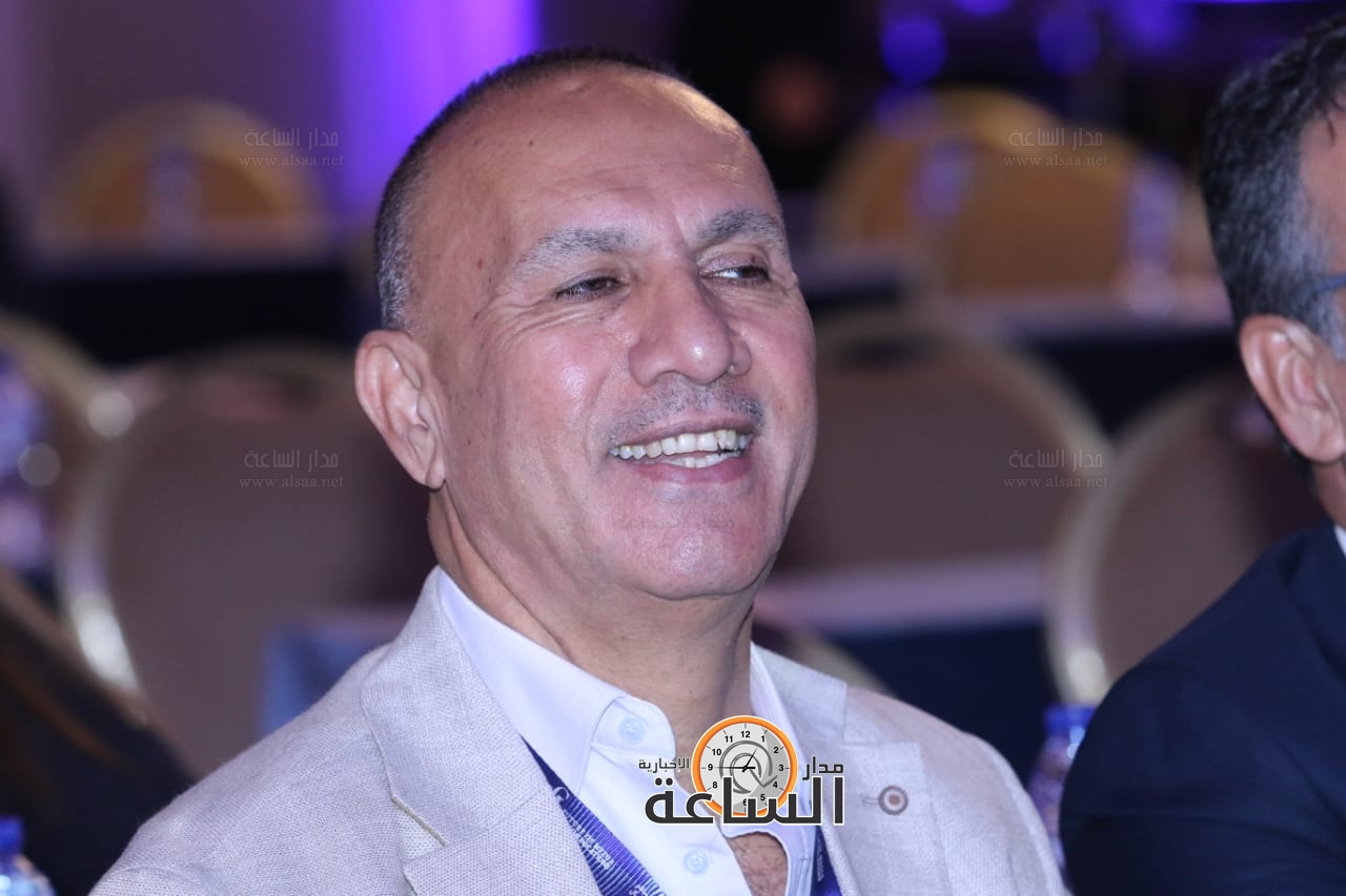 Madar Al-Saa Images 0.4770152297154411