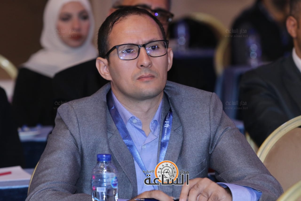 Madar Al-Saa Images 0.37944884848678995