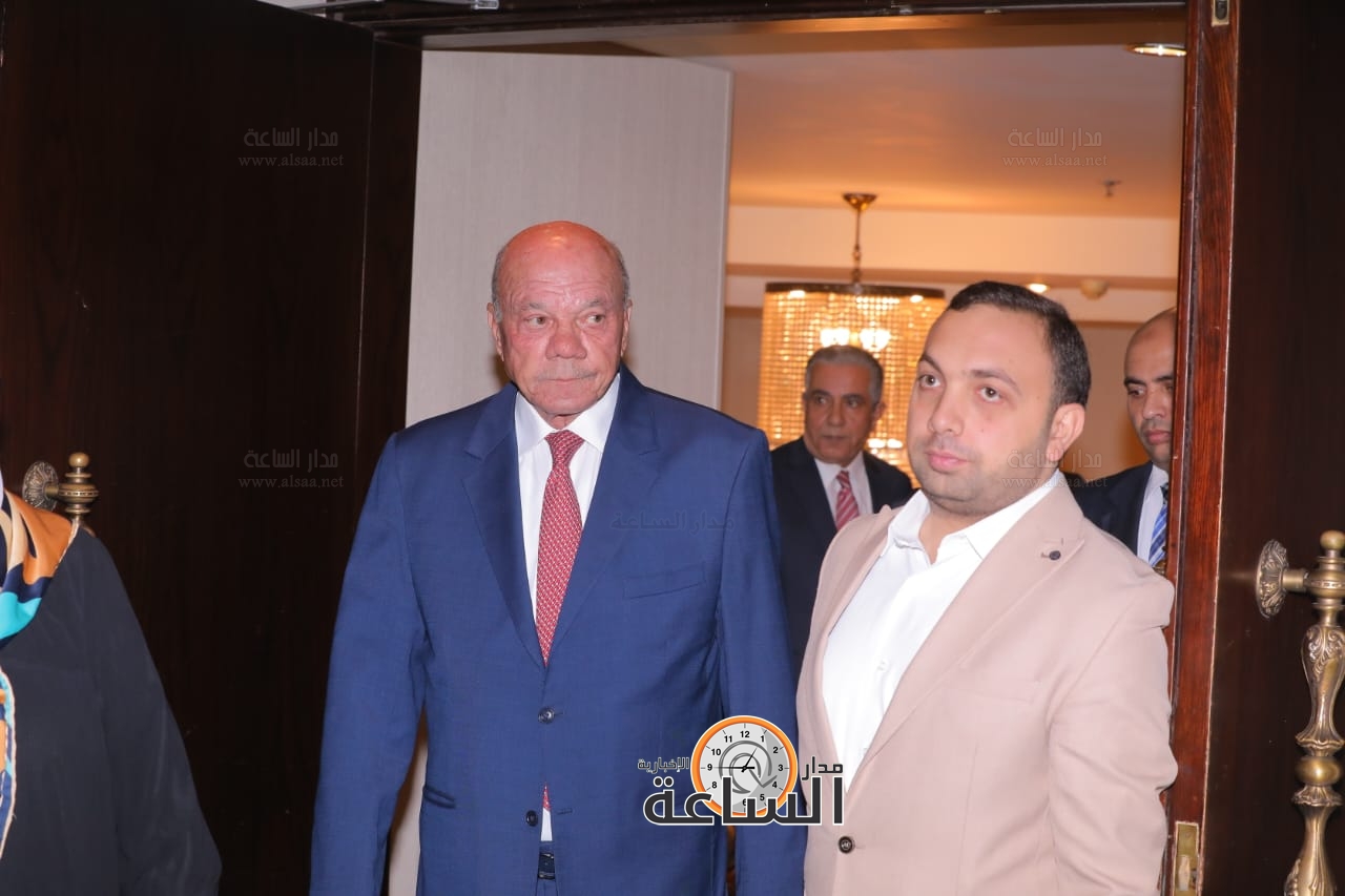 Madar Al-Saa Images 0.44385720939256657