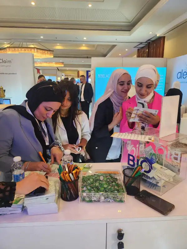 Madar Al-Saa Images 0.13483107350999668