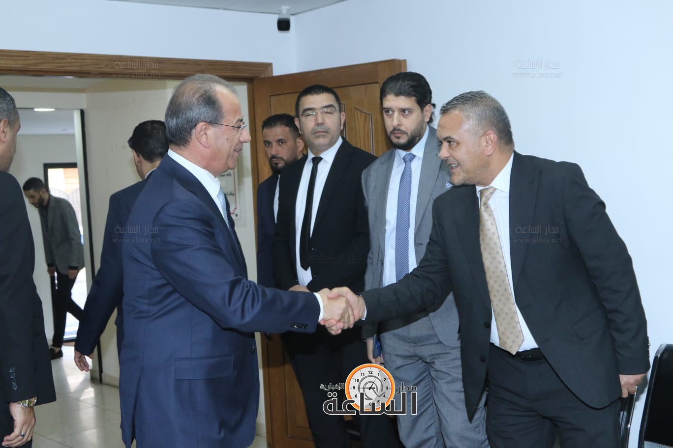 Madar Al-Saa Images 0.3481668108969167