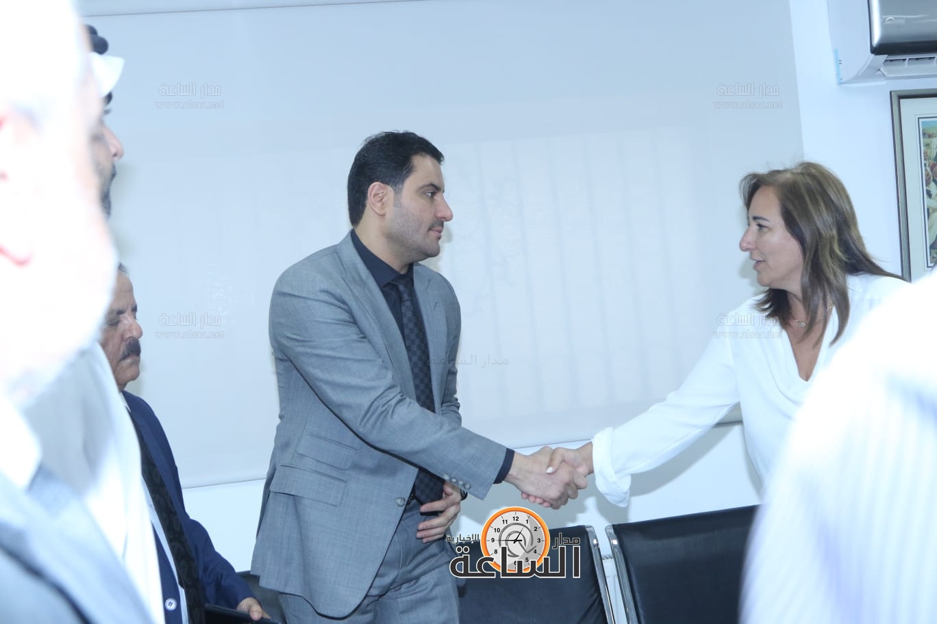 Madar Al-Saa Images 0.9375456416841421