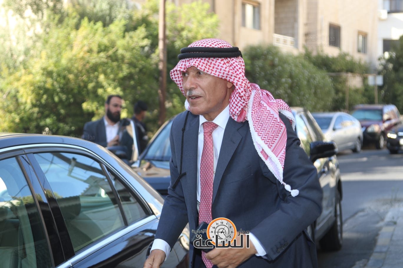 Madar Al-Saa Images 0.7492381310237619