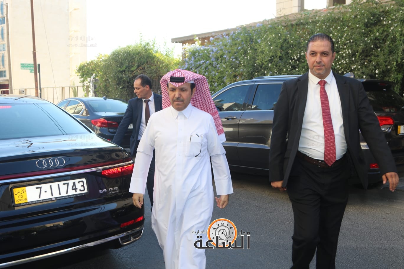 Madar Al-Saa Images 0.47051041393955273