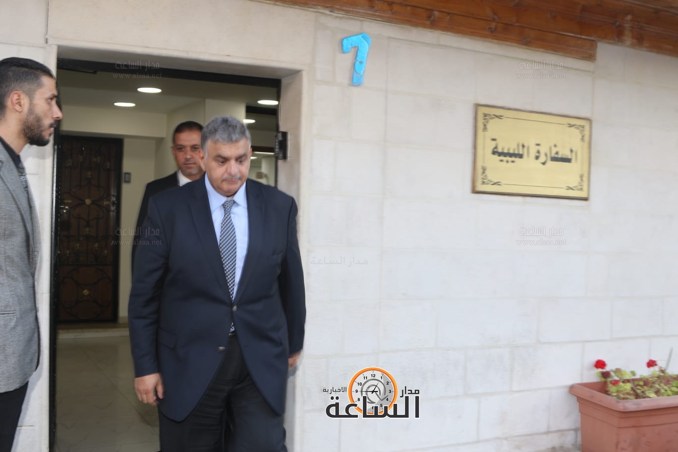 Madar Al-Saa Images 0.7676230937243407