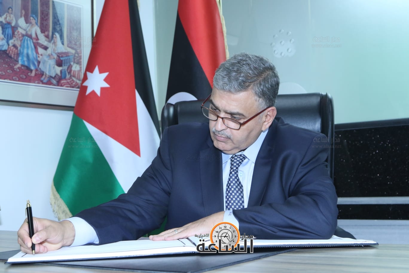 Madar Al-Saa Images 0.6153787127125012