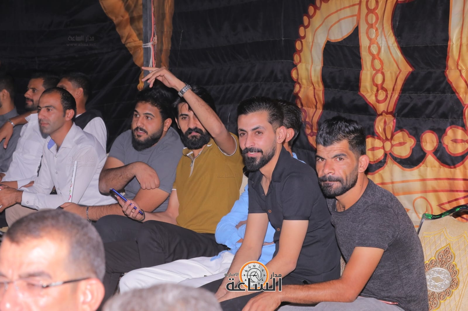 Madar Al-Saa Images 0.4894575392025091