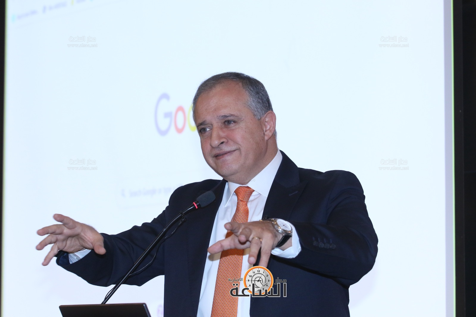 Madar Al-Saa Images 0.9799758355944446