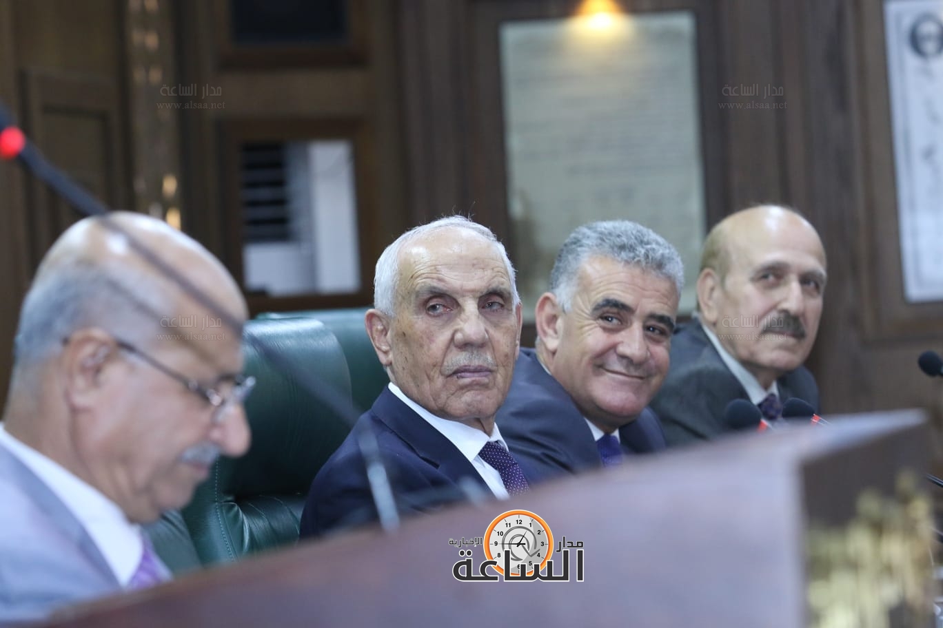 Madar Al-Saa Images 0.6111481001888646