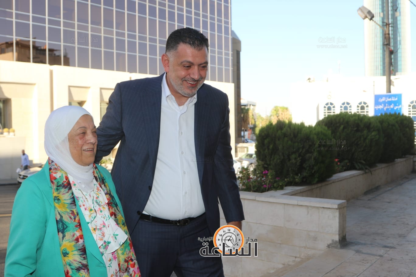 Madar Al-Saa Images 0.9083959315294281