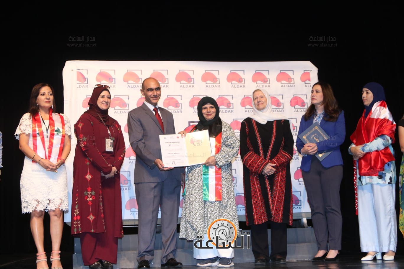 Madar Al-Saa Images 0.8518991440171997