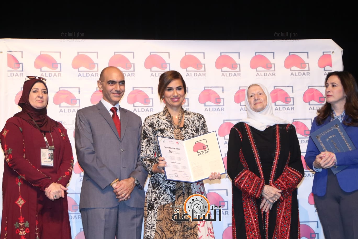 Madar Al-Saa Images 0.9540137861421962