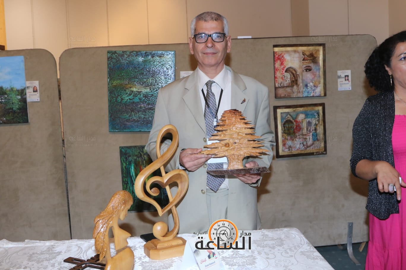 Madar Al-Saa Images 0.016084009312772762