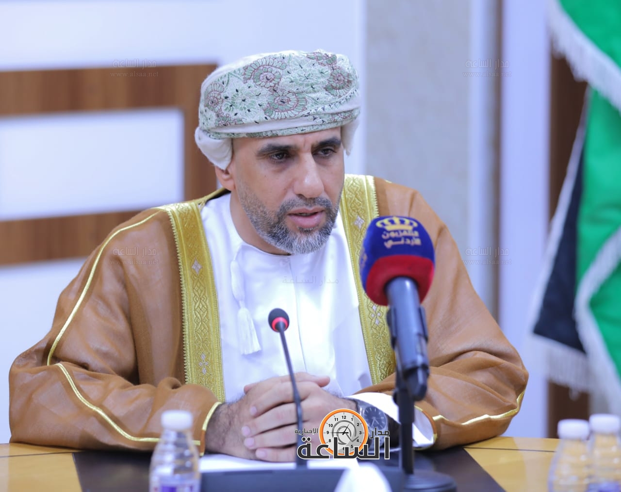 Madar Al-Saa Images 0.6172060353893258